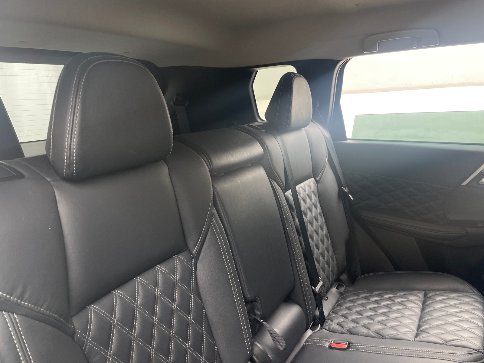 Thumbnail: 2022 Mitsubishi Outlander - 5