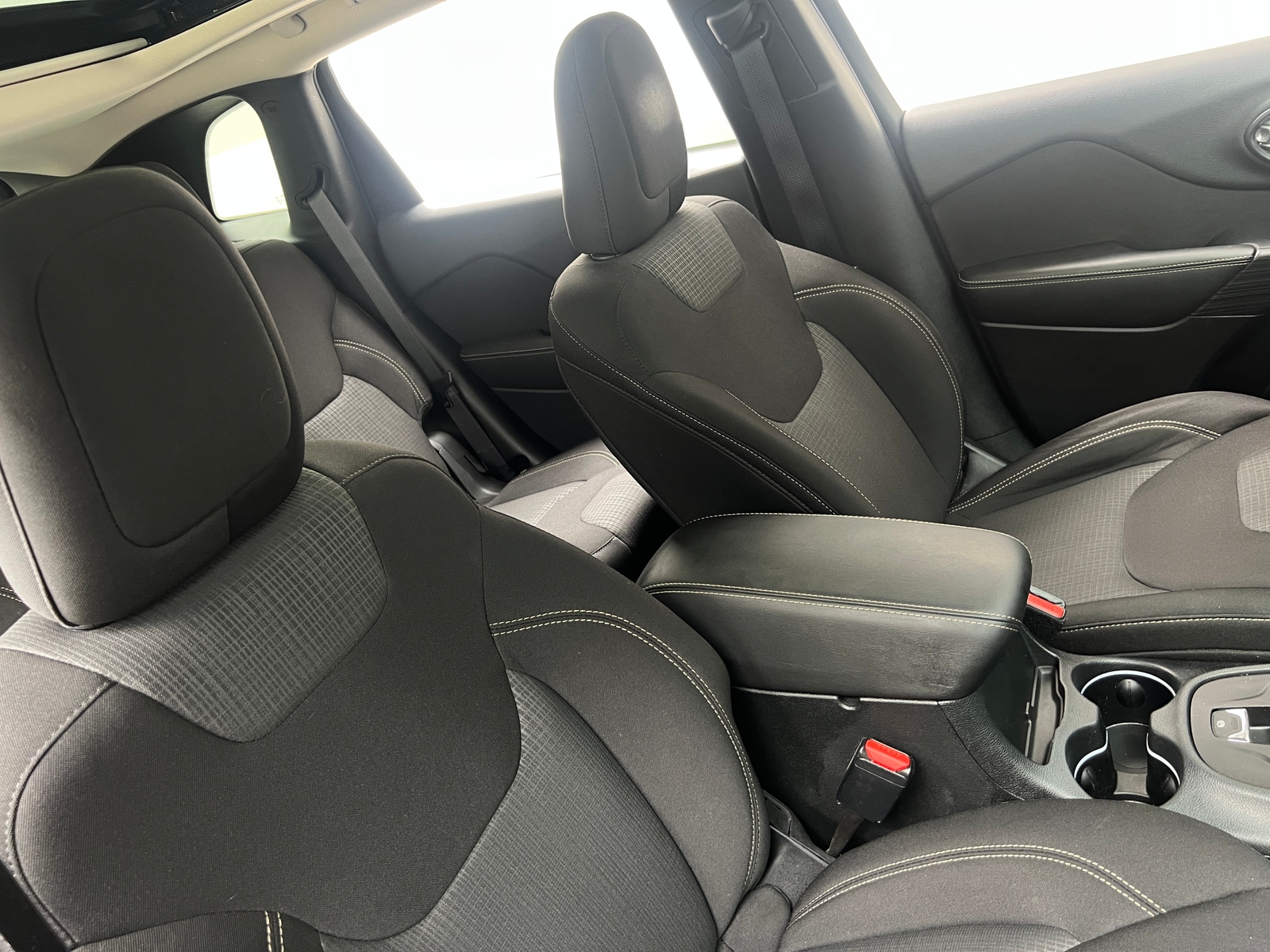 Thumbnail: 2015 Jeep Cherokee - 2