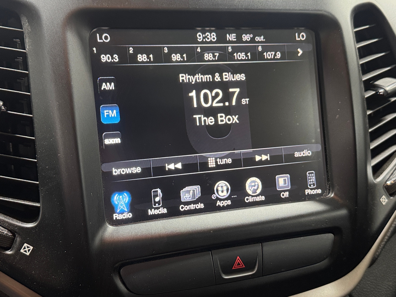 Thumbnail: 2015 Jeep Cherokee - 4