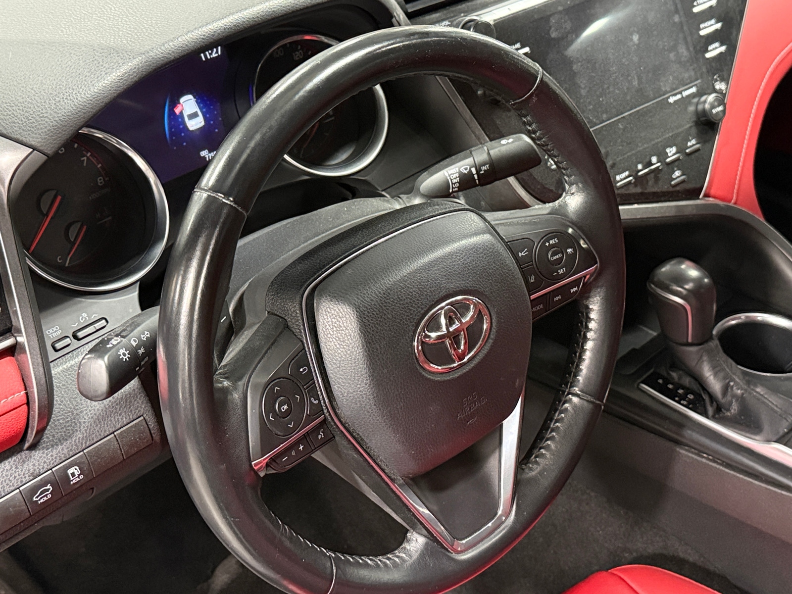 Thumbnail: 2019 Toyota Camry - 4