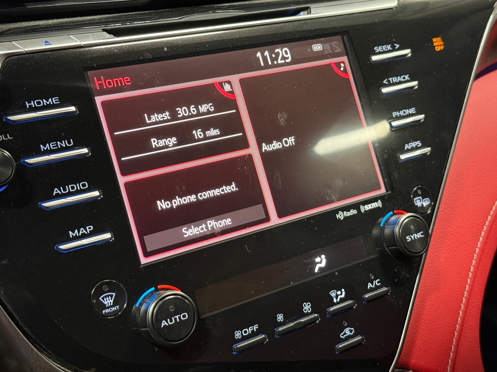 Thumbnail: 2019 Toyota Camry - 3
