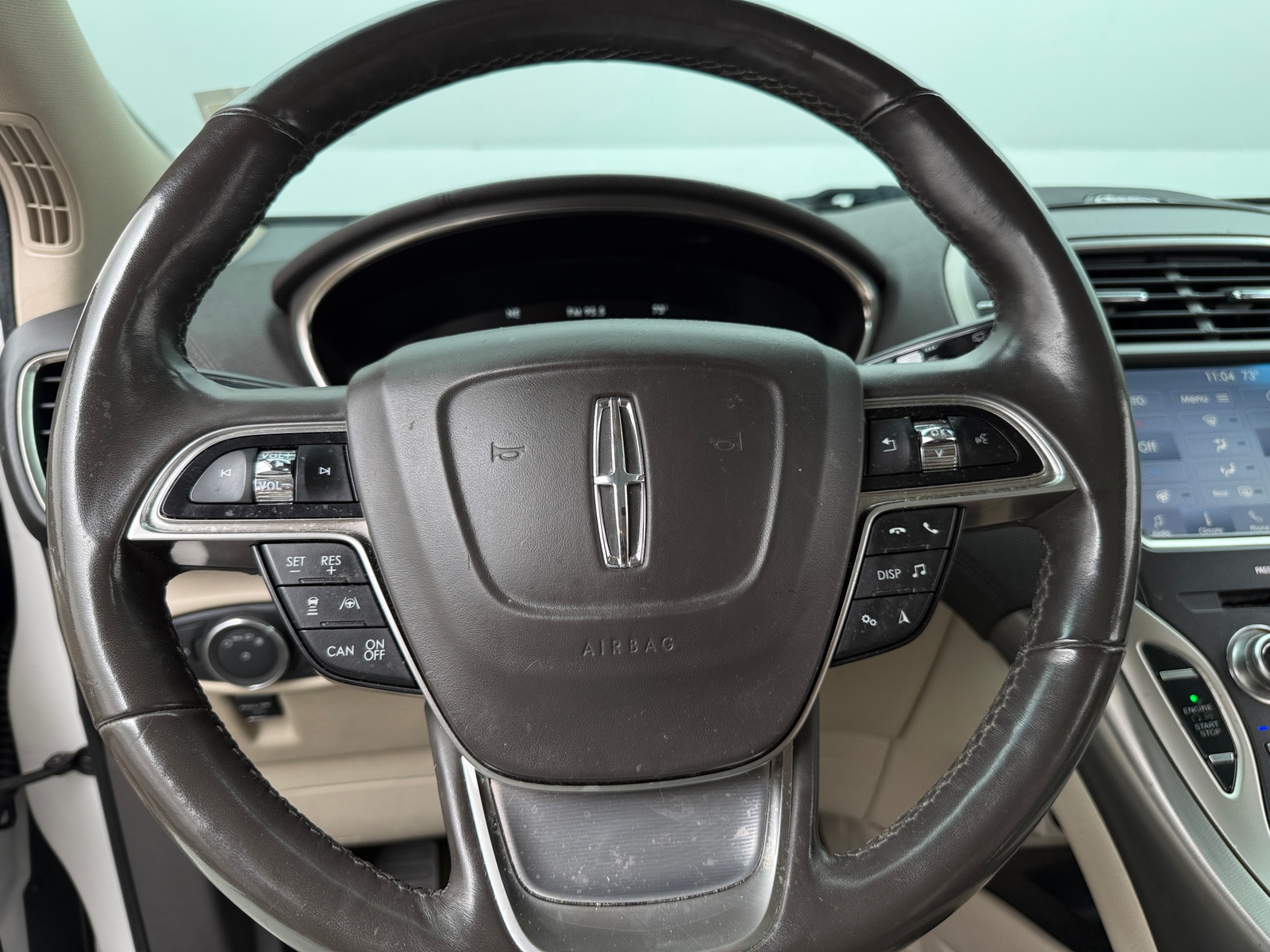 Thumbnail: 2019 Lincoln Nautilus - 4