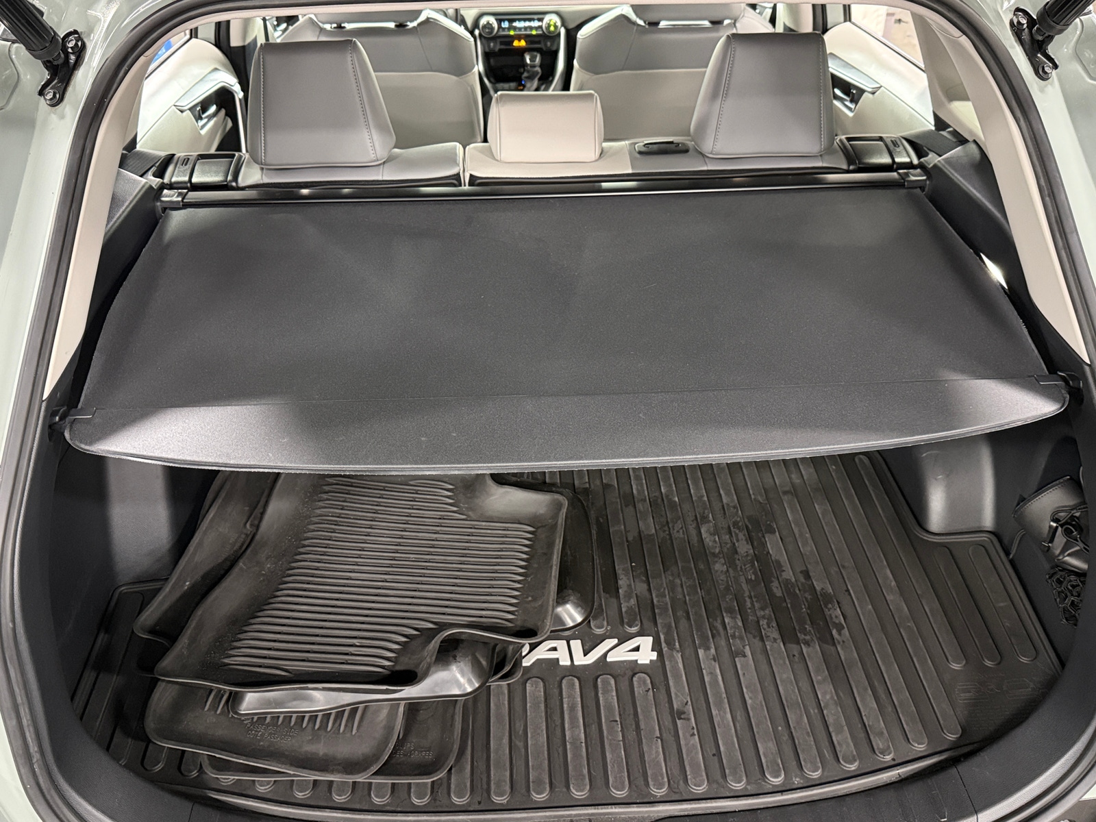 Thumbnail: 2023 Toyota RAV4 - 6