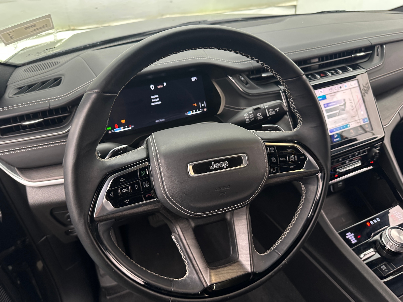 Thumbnail: 2022 Jeep Grand Cherokee L - 4
