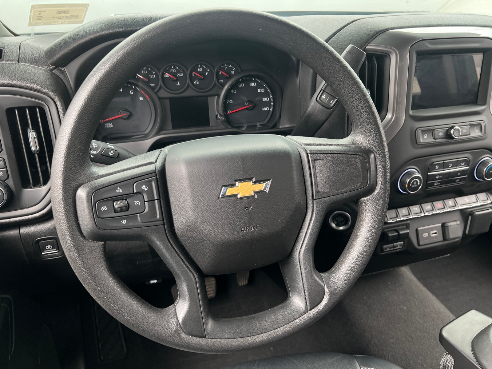 Thumbnail: 2024 Chevrolet Silverado 2500 - 5