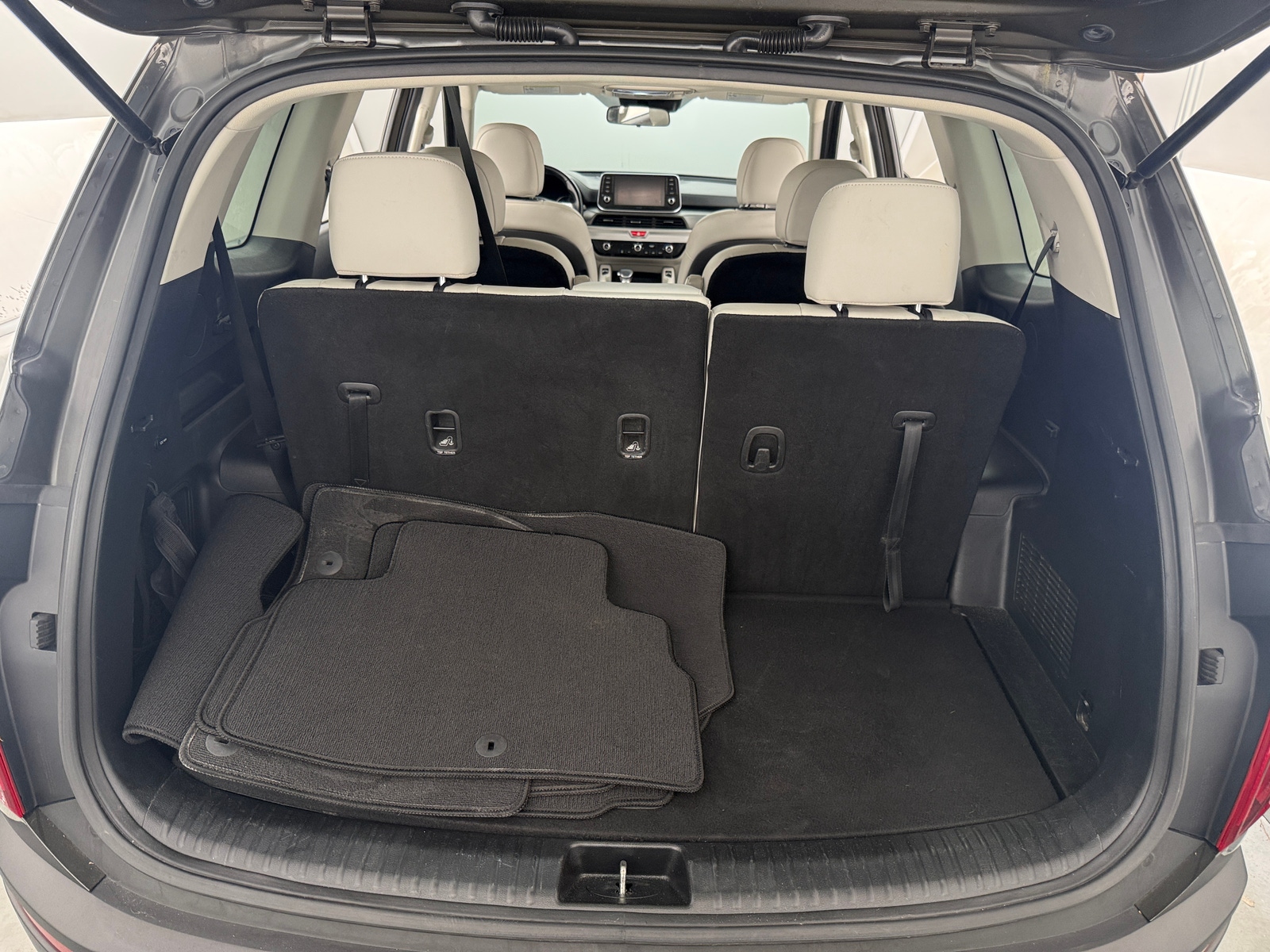 Thumbnail: 2020 Kia Telluride - 6