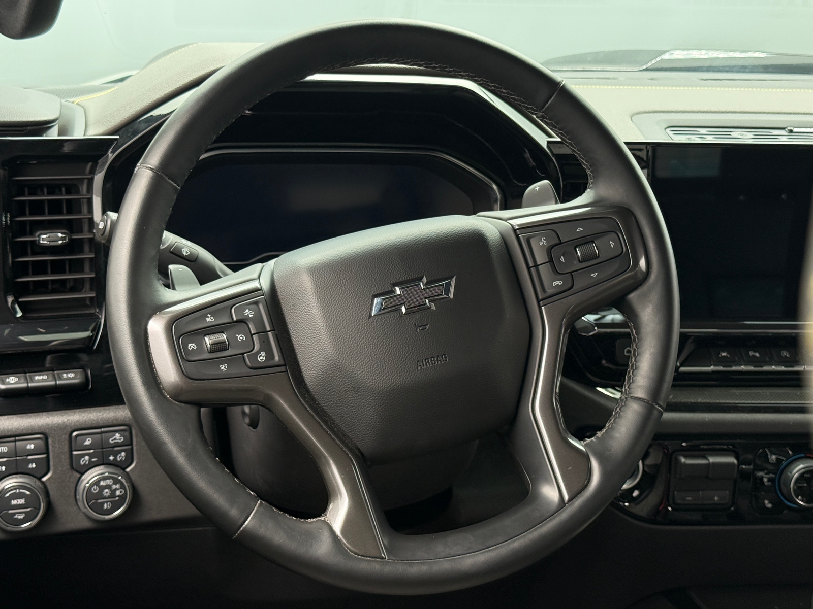 Thumbnail: 2024 Chevrolet Silverado 1500 - 4