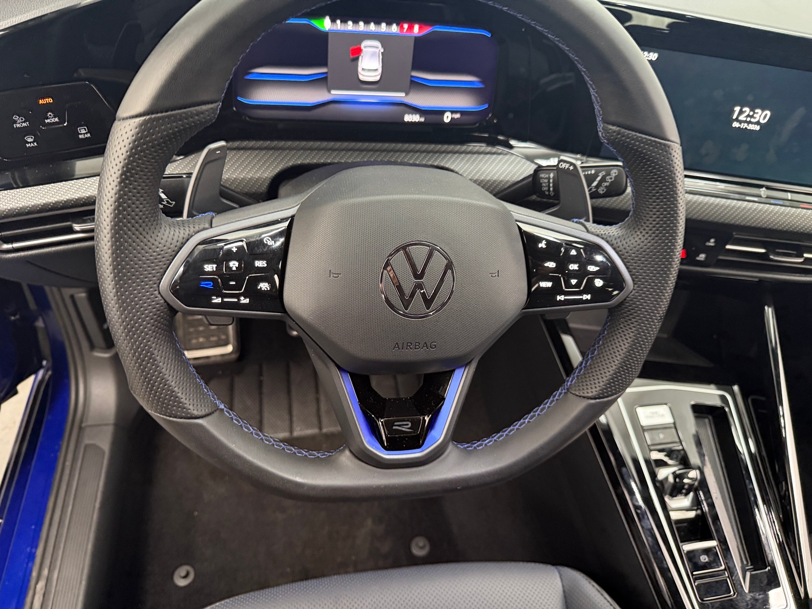 Thumbnail: 2023 Volkswagen Golf - 4