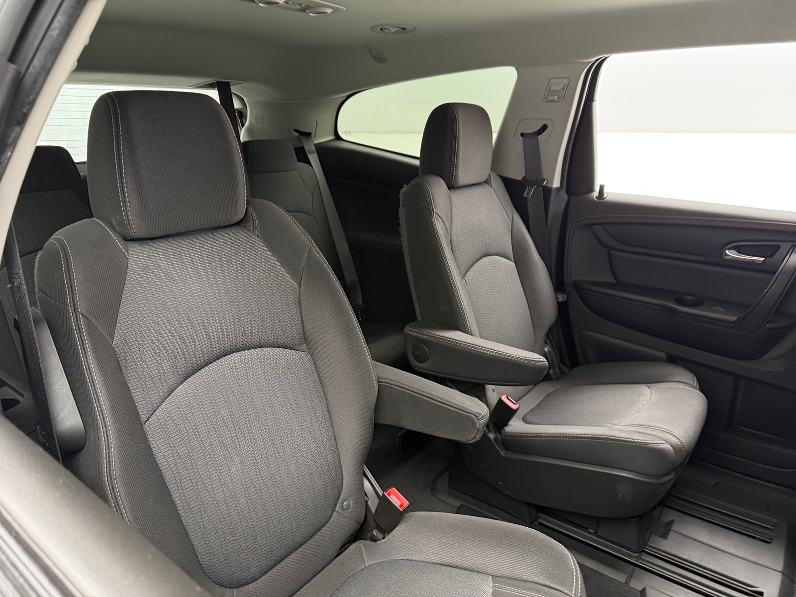 Thumbnail: 2017 Chevrolet Traverse - 6