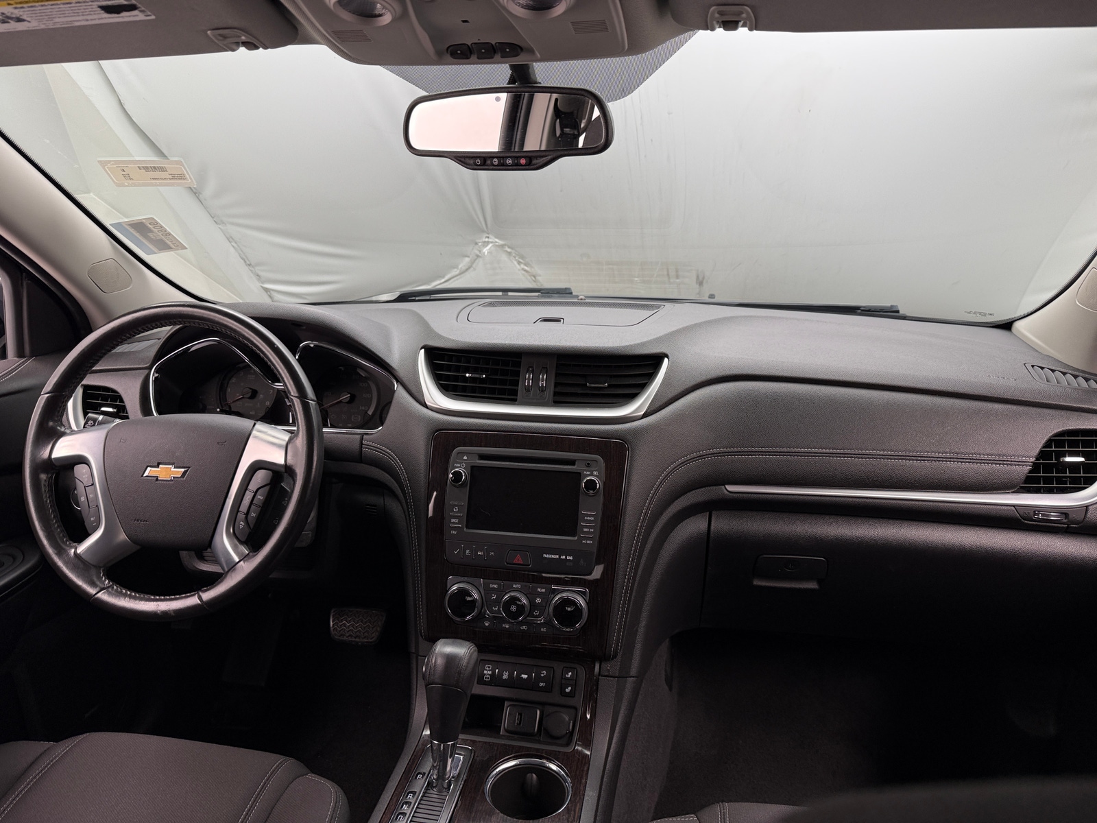 Thumbnail: 2017 Chevrolet Traverse - 3