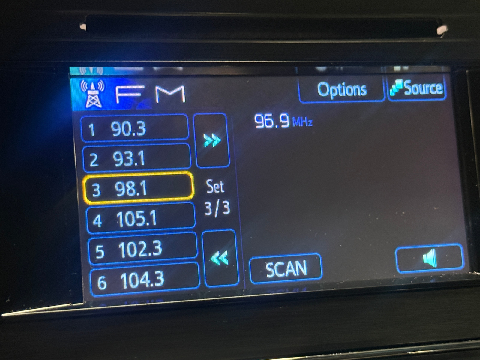 Thumbnail: 2014 Toyota Avalon - 4