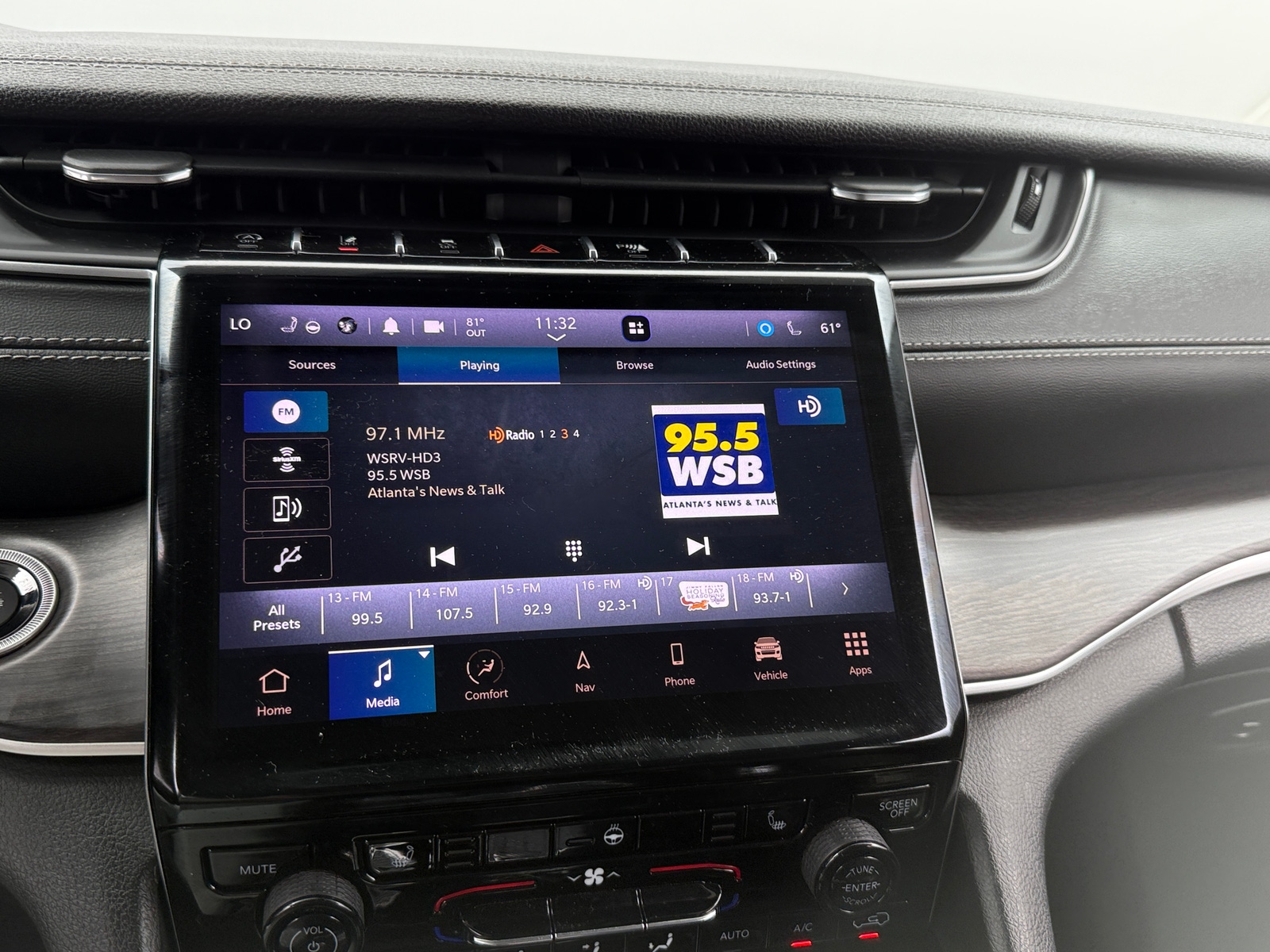 Thumbnail: 2021 Jeep Grand Cherokee L - 3