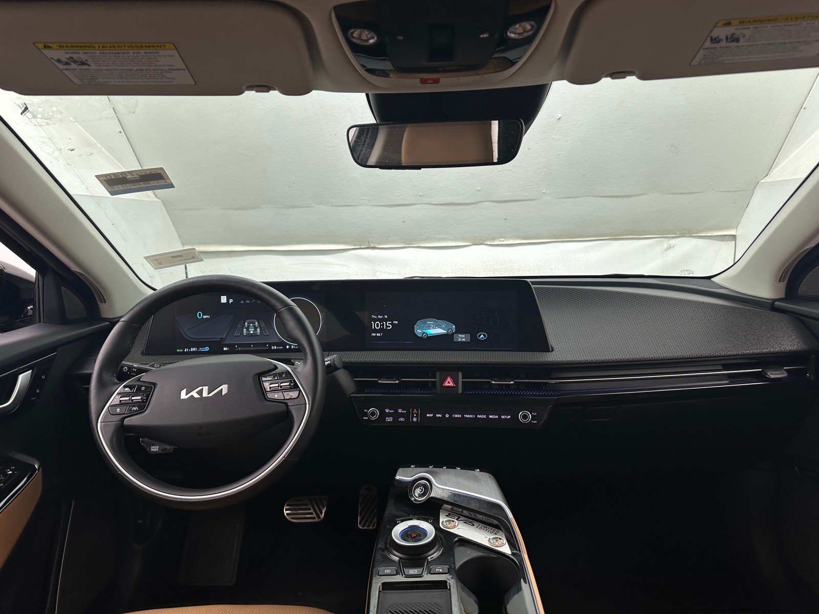 Thumbnail: 2023 Kia EV6 - 2