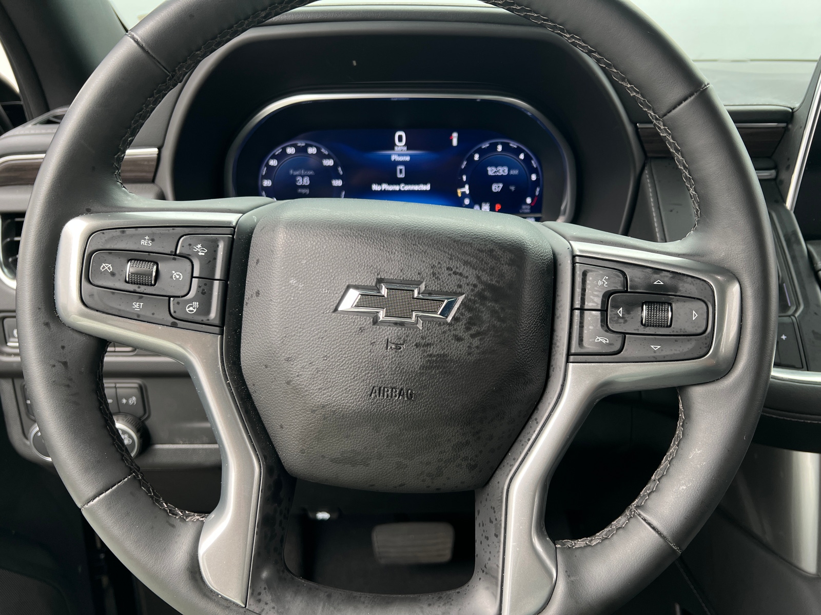 Thumbnail: 2024 Chevrolet Suburban - 4