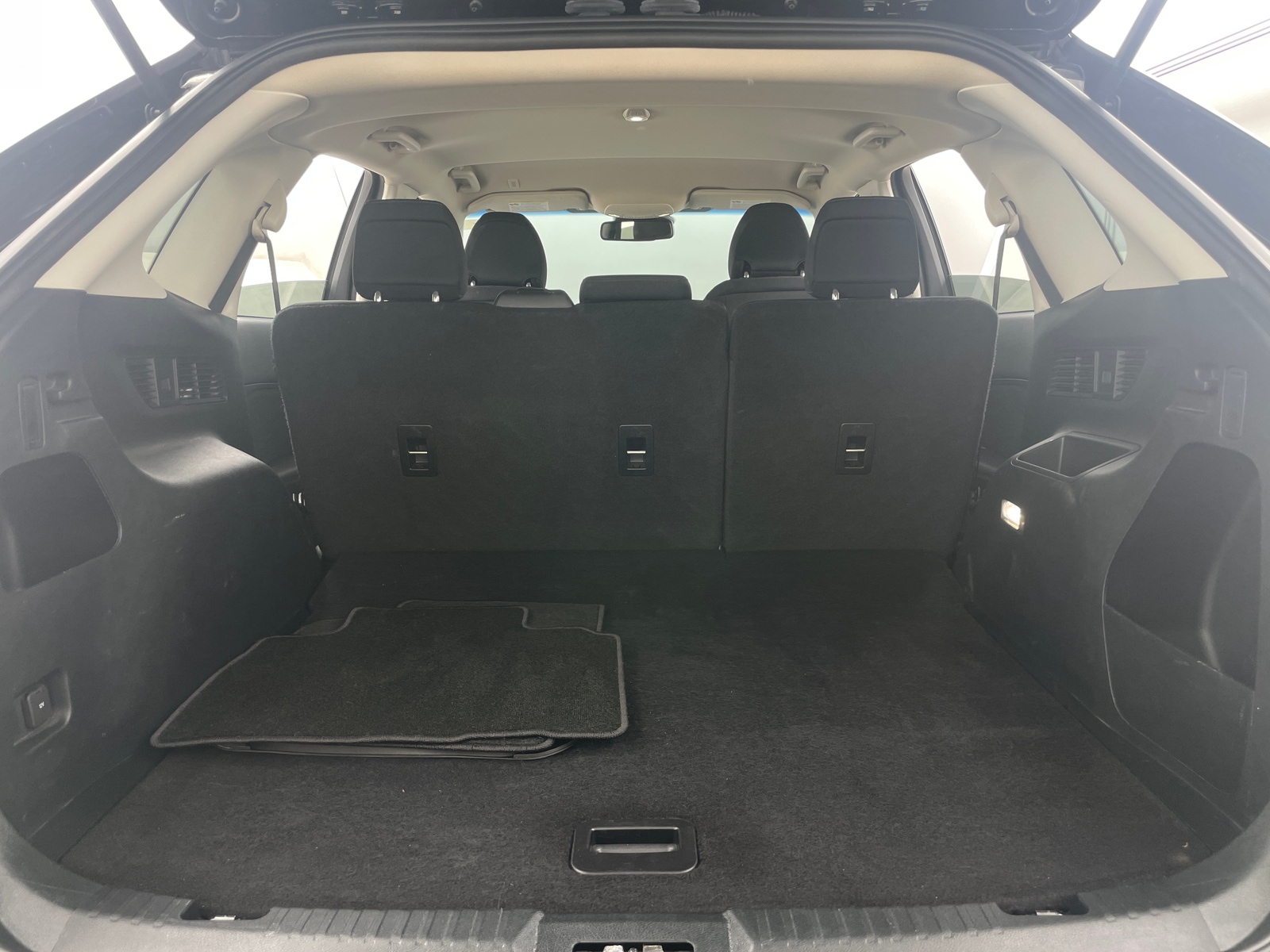 Thumbnail: 2019 Ford Edge - 7