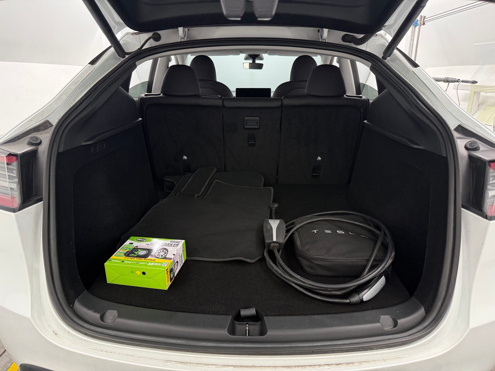 Thumbnail: 2023 Tesla Model Y - 6