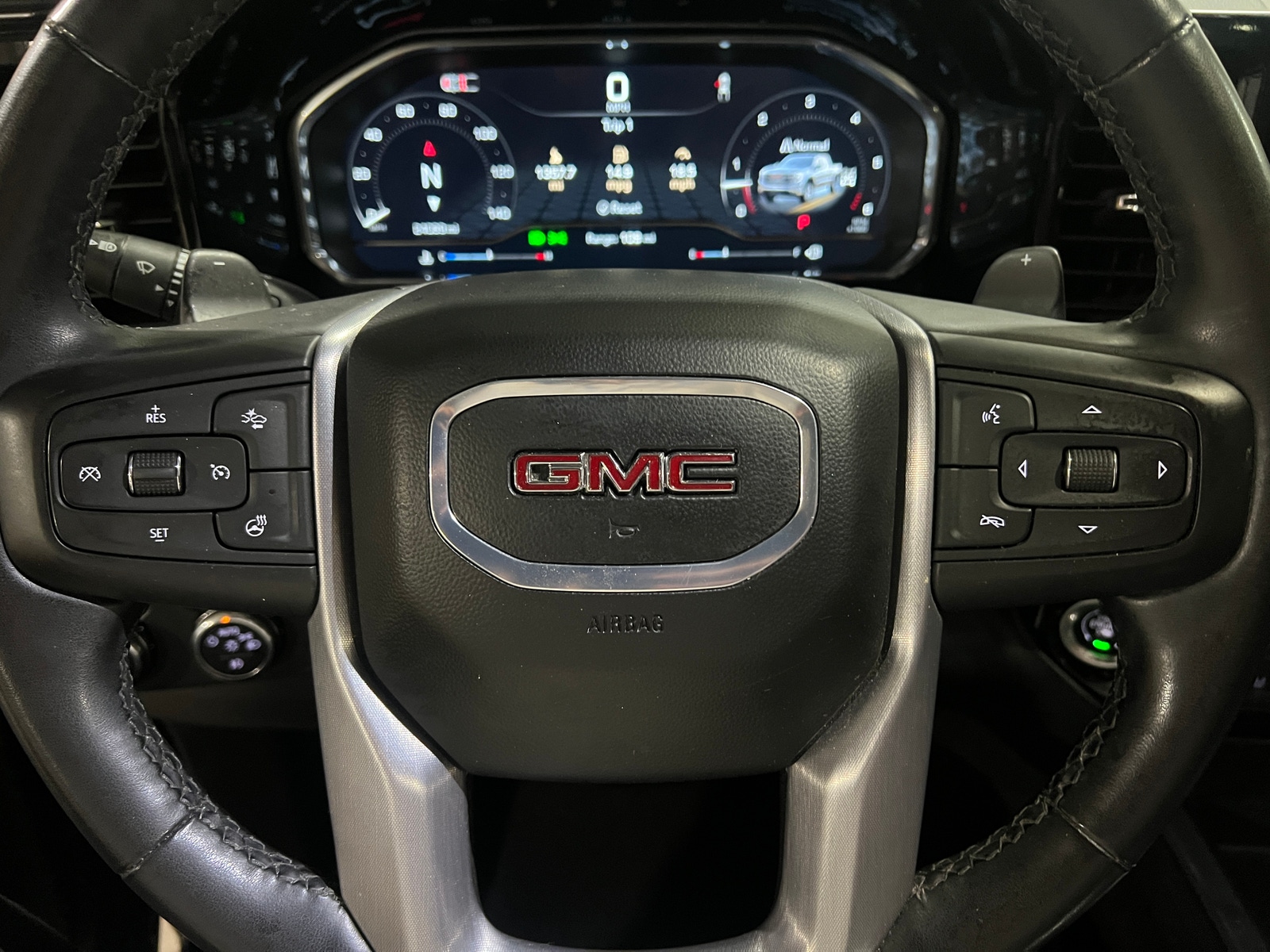 Thumbnail: 2024 GMC Sierra 1500 - 4