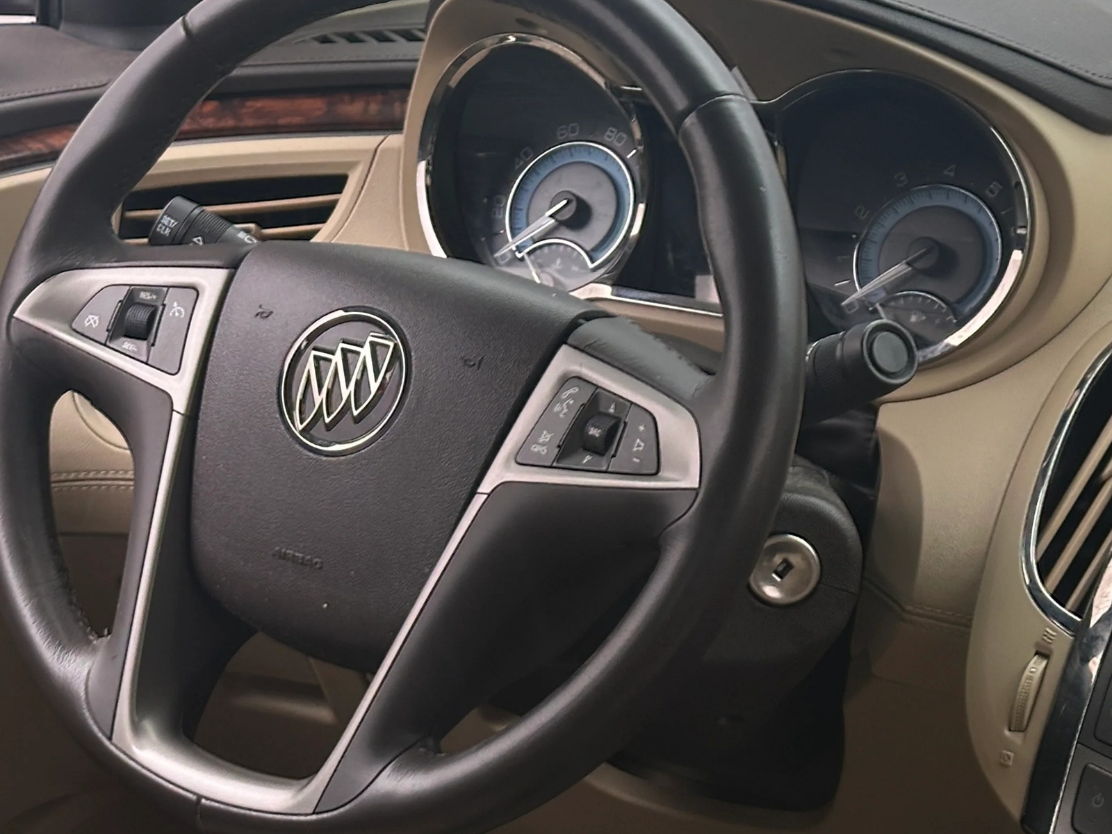 Thumbnail: 2012 Buick LaCrosse - 4