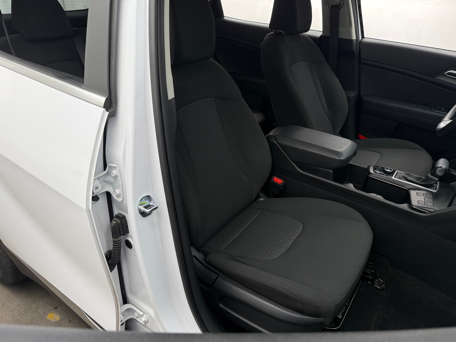 Thumbnail: 2025 Kia Sportage - 2