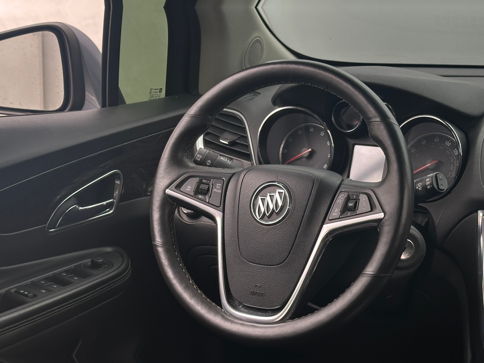 Thumbnail: 2015 Buick Encore - 4