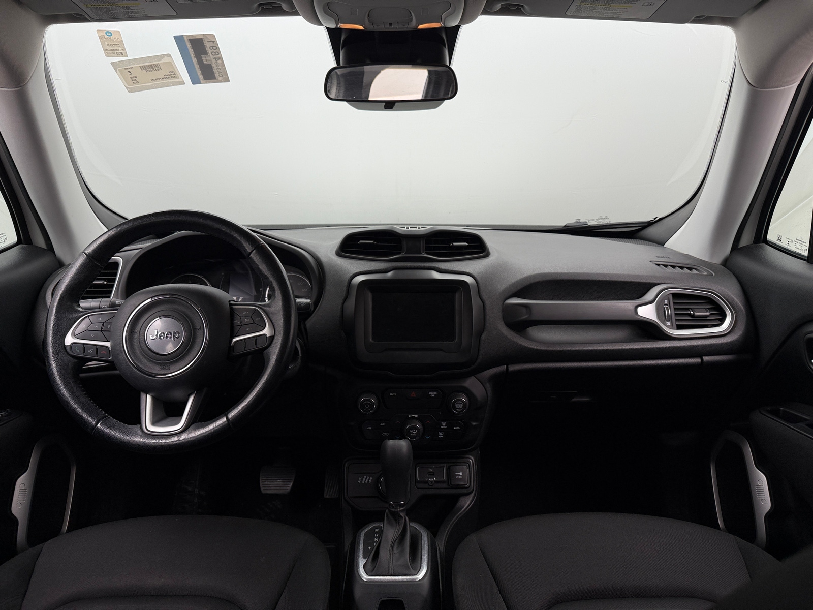 Thumbnail: 2019 Jeep Renegade - 3