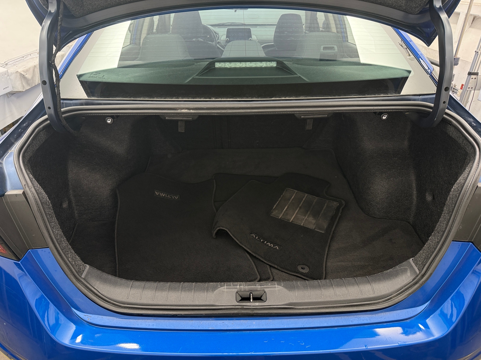 Thumbnail: 2025 Nissan Altima - 7