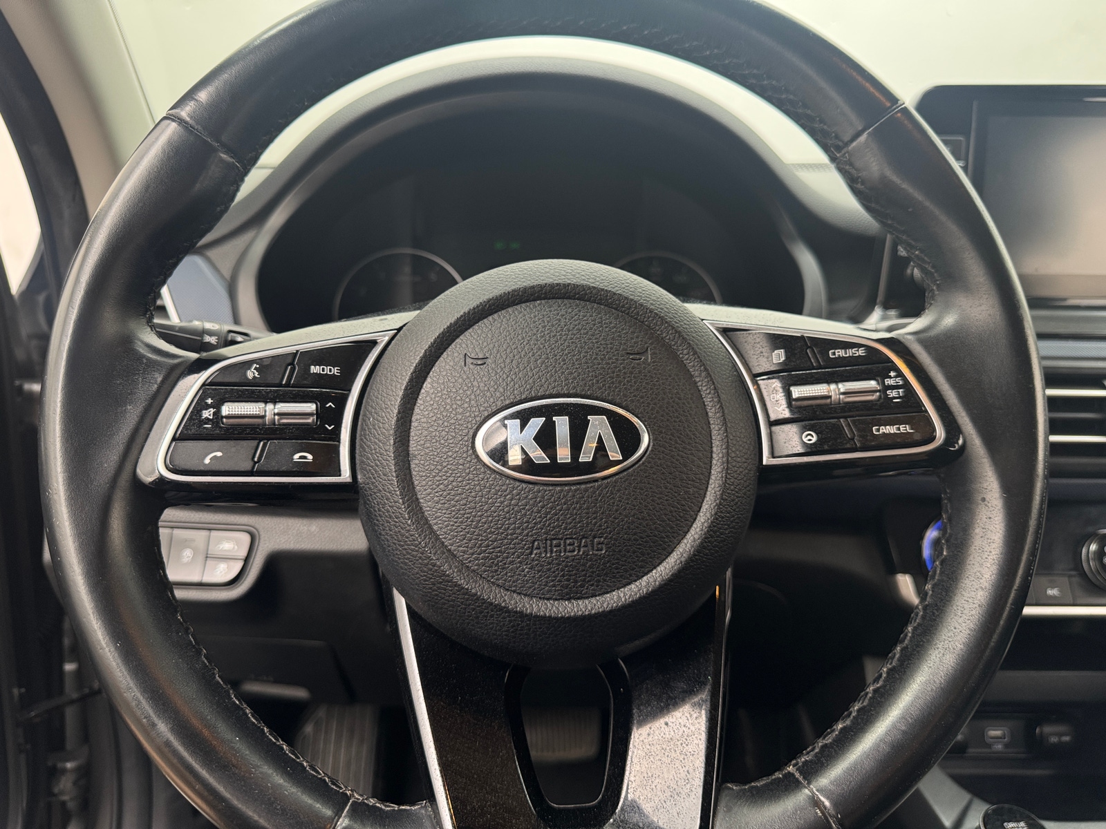 Thumbnail: 2021 Kia Seltos - 4