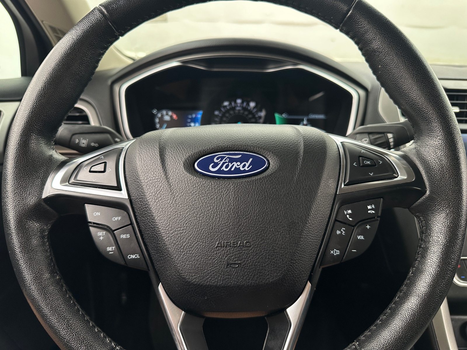 Thumbnail: 2020 Ford Fusion - 4