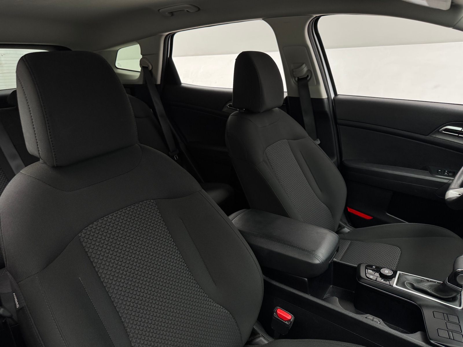 Thumbnail: 2025 Kia Sportage - 2