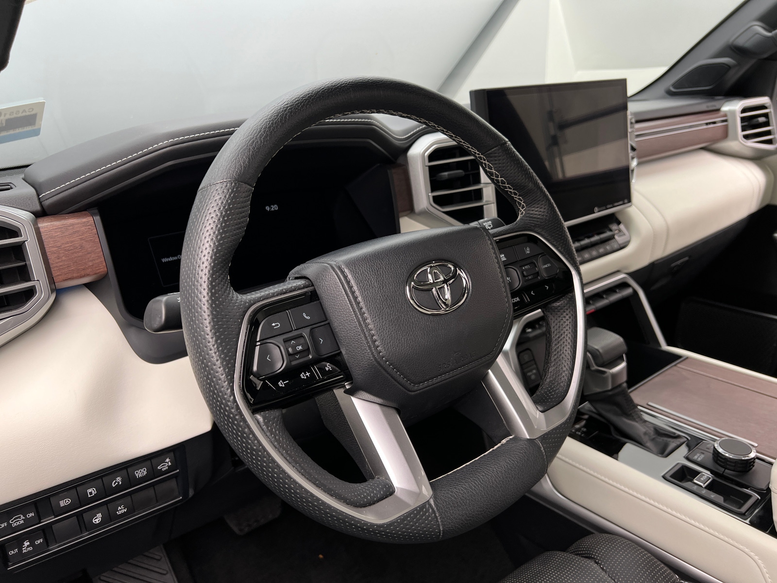 Thumbnail: 2023 Toyota Sequoia - 4