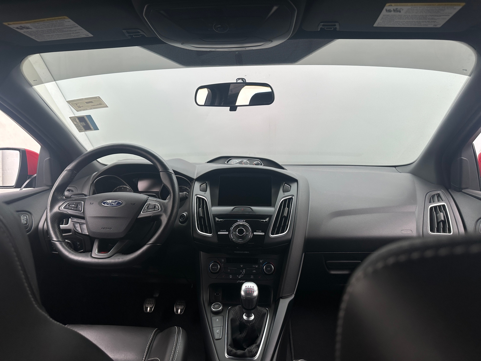 Thumbnail: 2015 Ford Focus - 2