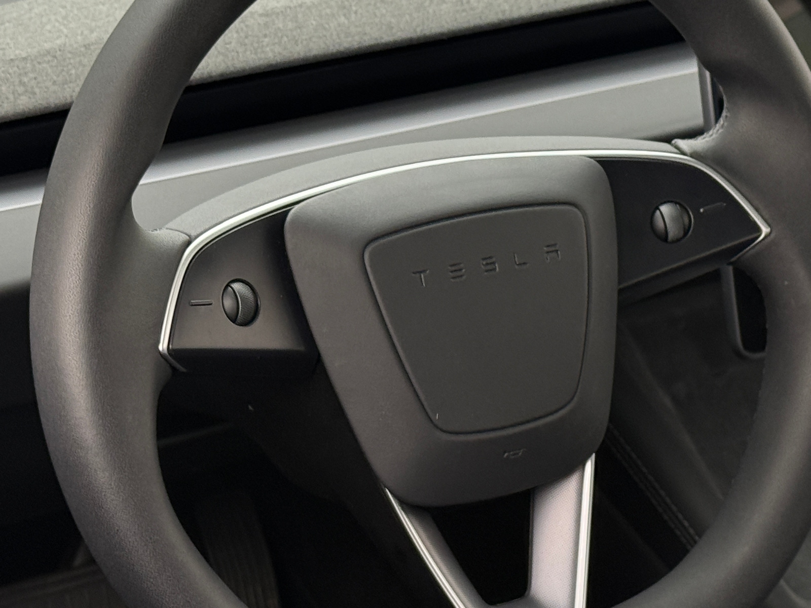 Thumbnail: 2025 Tesla Model 3 - 3