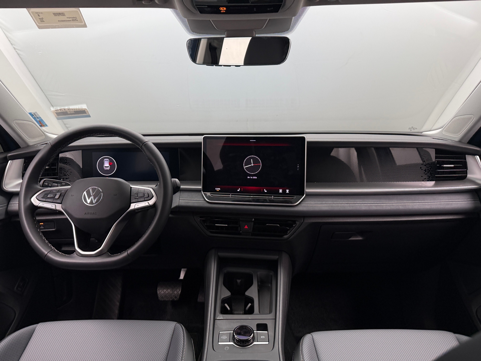 Thumbnail: 2025 Volkswagen Tiguan - 2