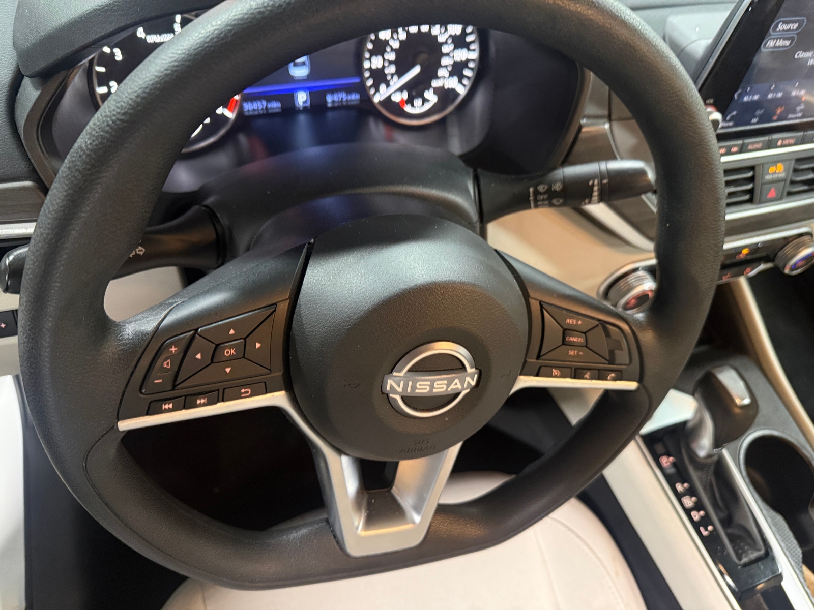 Thumbnail: 2025 Nissan Altima - 5