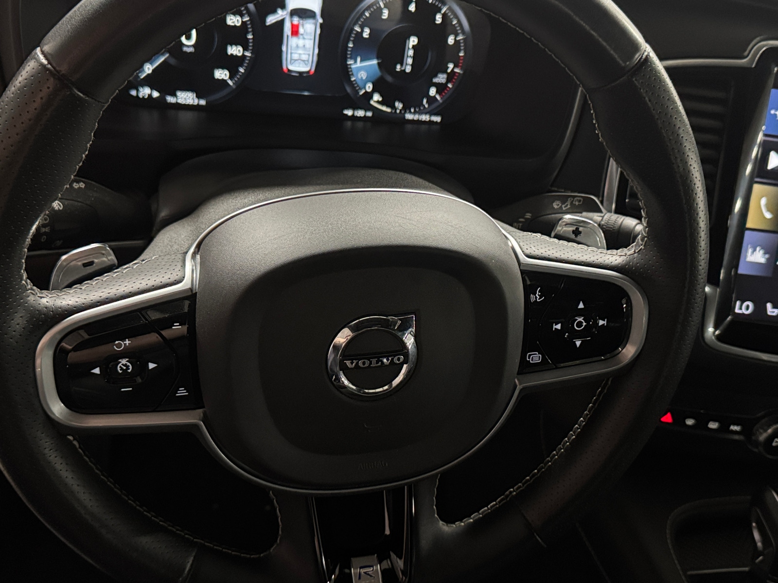 Thumbnail: 2019 Volvo XC90 - 4