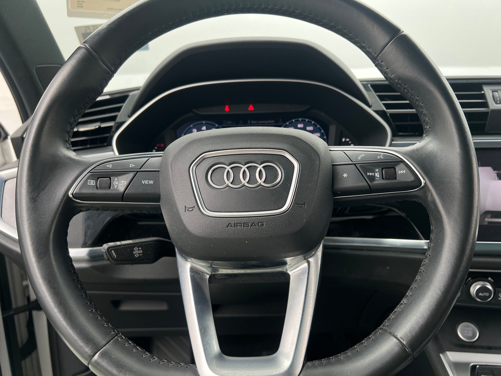 Thumbnail: 2020 Audi Q3 - 4