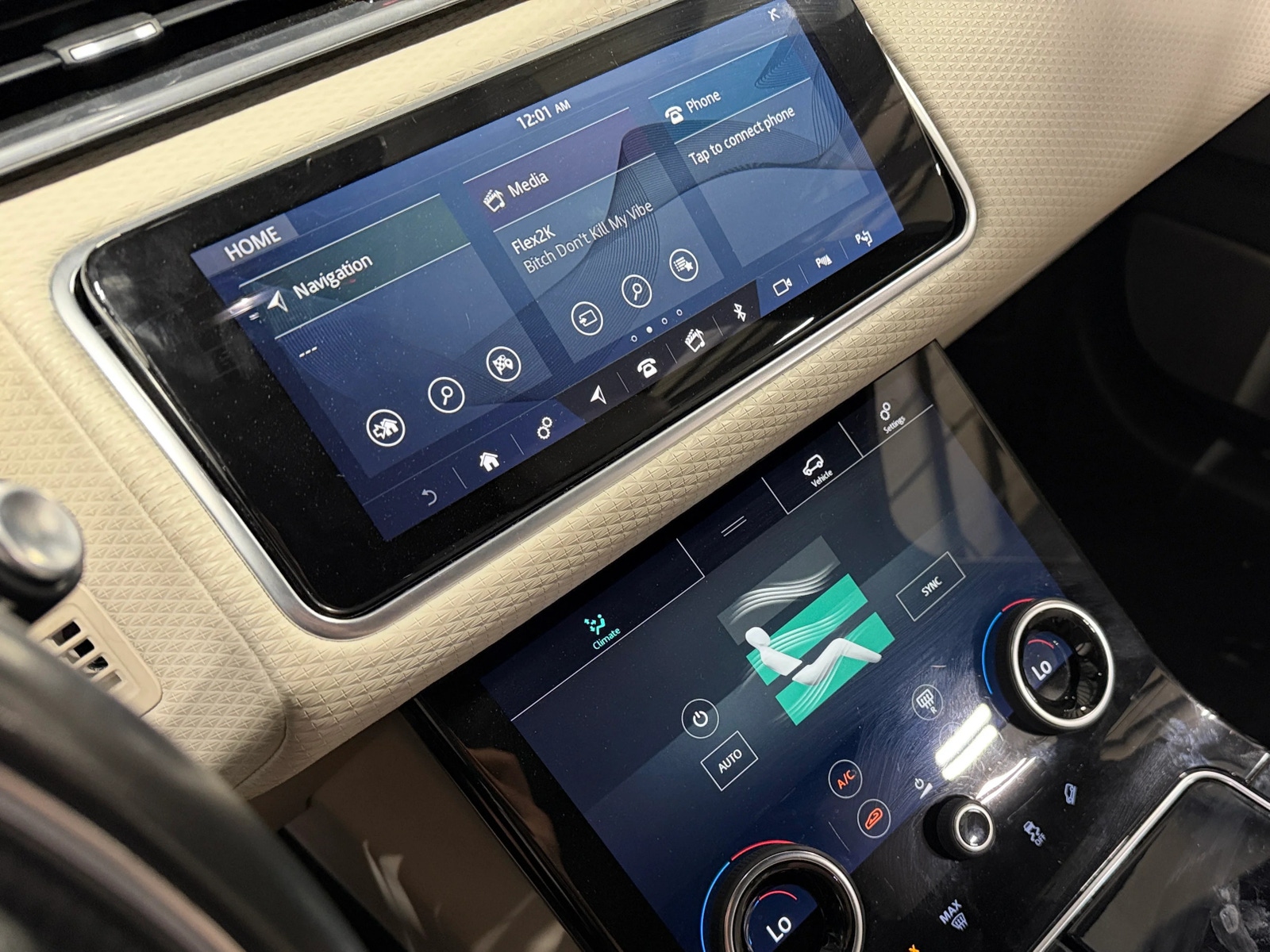 Thumbnail: 2019 Land Rover Range Rover Velar - 3