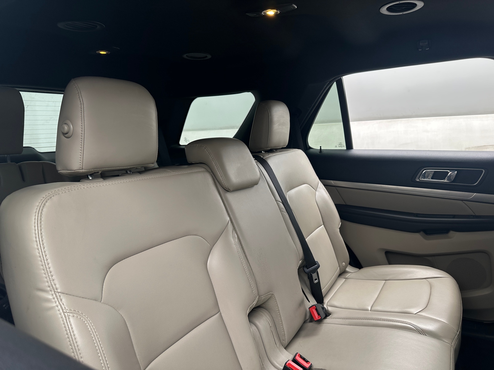 Thumbnail: 2019 Ford Explorer - 6