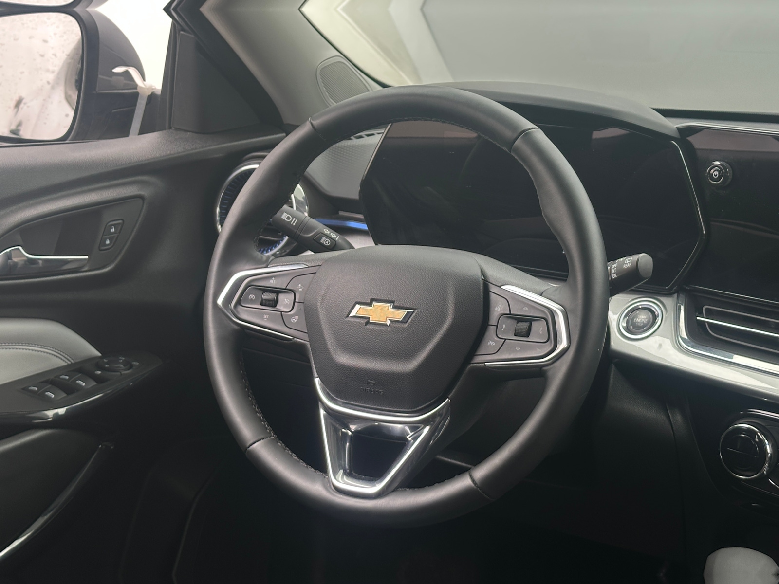 Thumbnail: 2025 Chevrolet Trax - 5