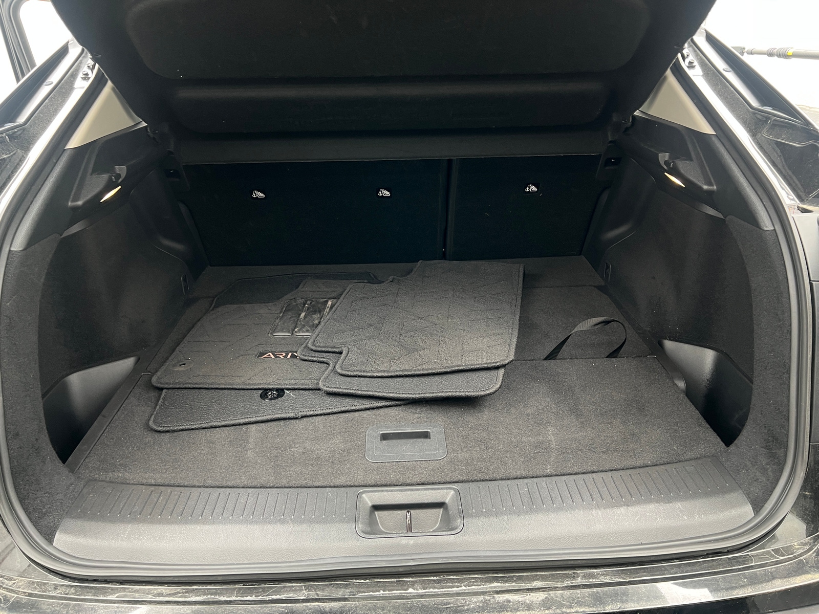 Thumbnail: 2023 Nissan Ariya - 6