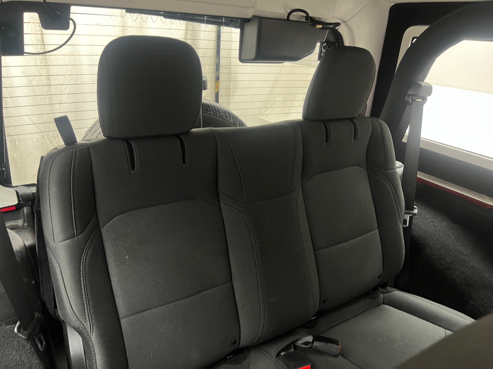 Thumbnail: 2017 Jeep Wrangler - 6