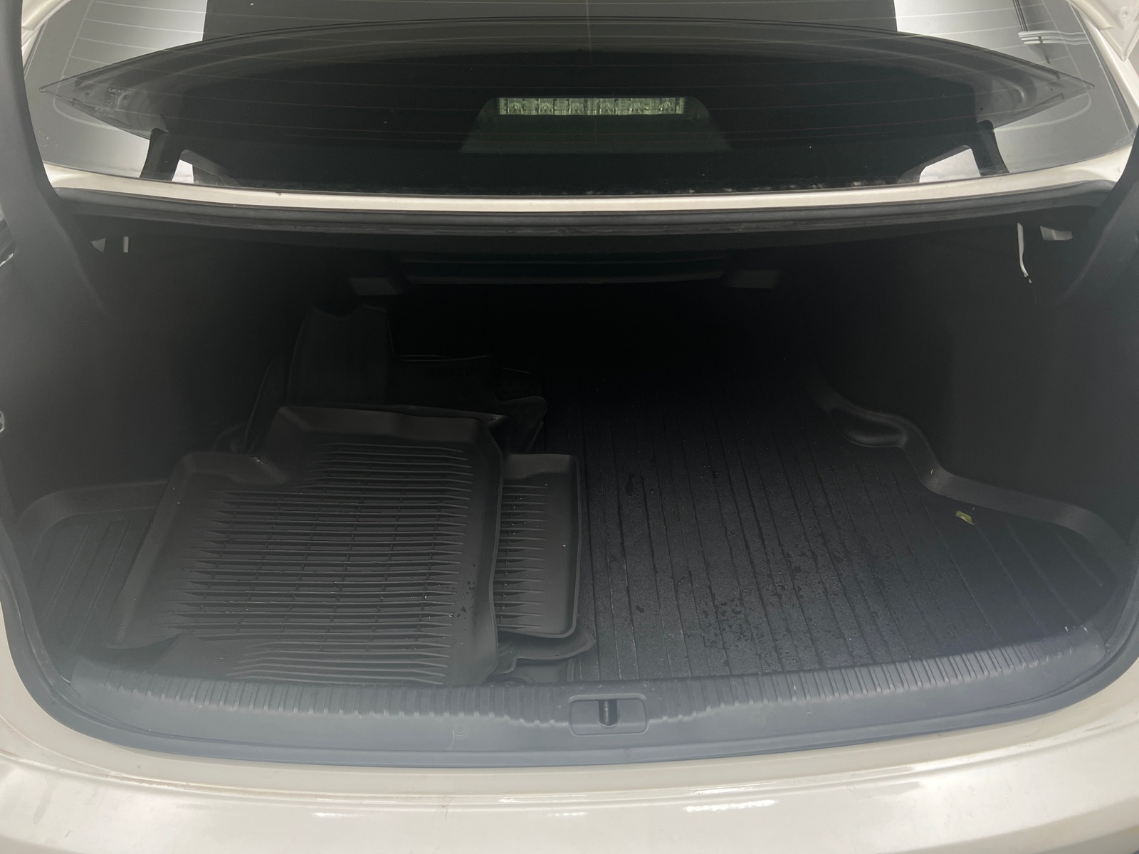 Thumbnail: 2017 Lexus IS - 6