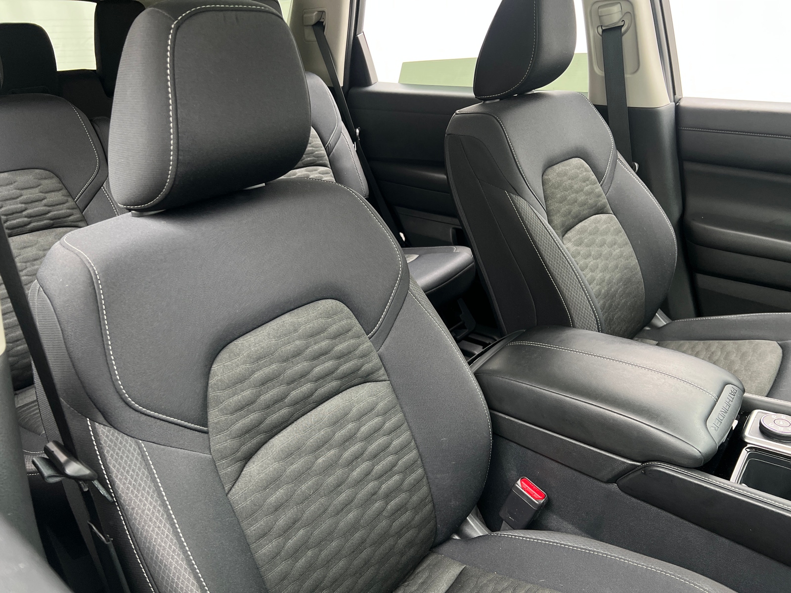 Thumbnail: 2024 Nissan Pathfinder - 2