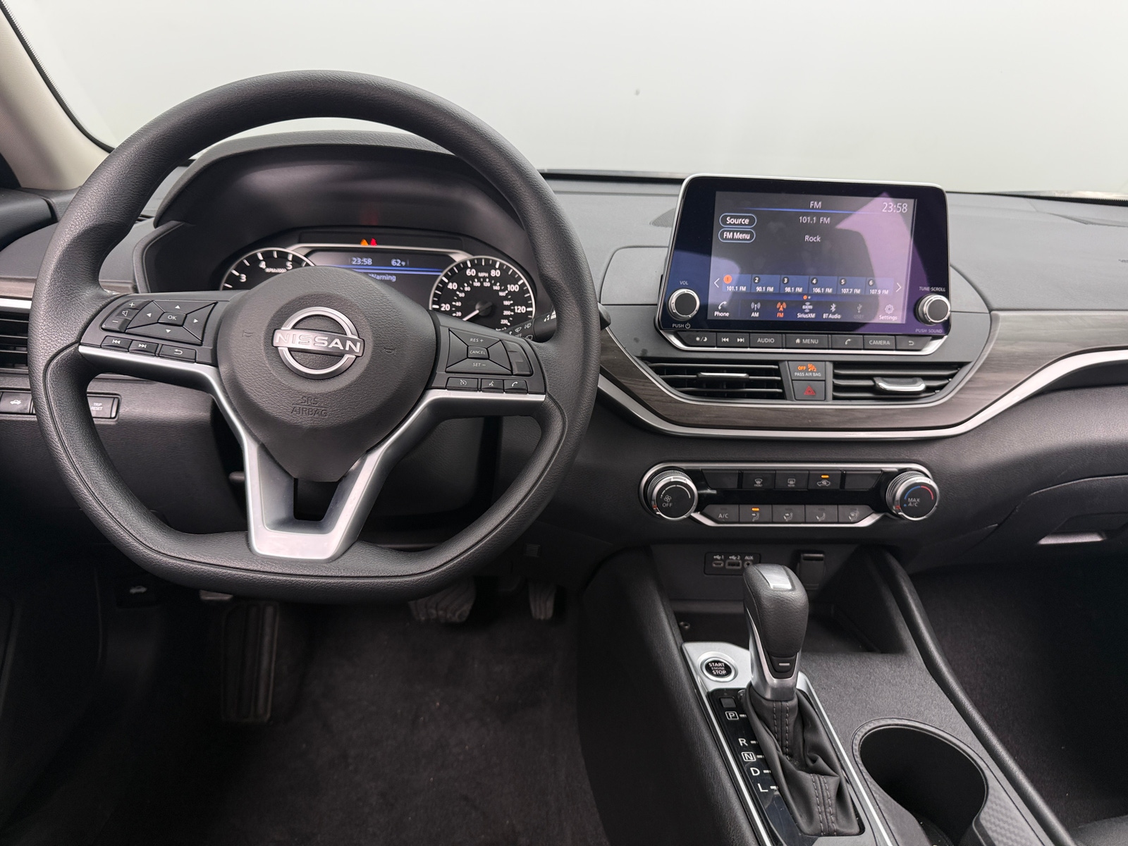 Thumbnail: 2025 Nissan Altima - 5