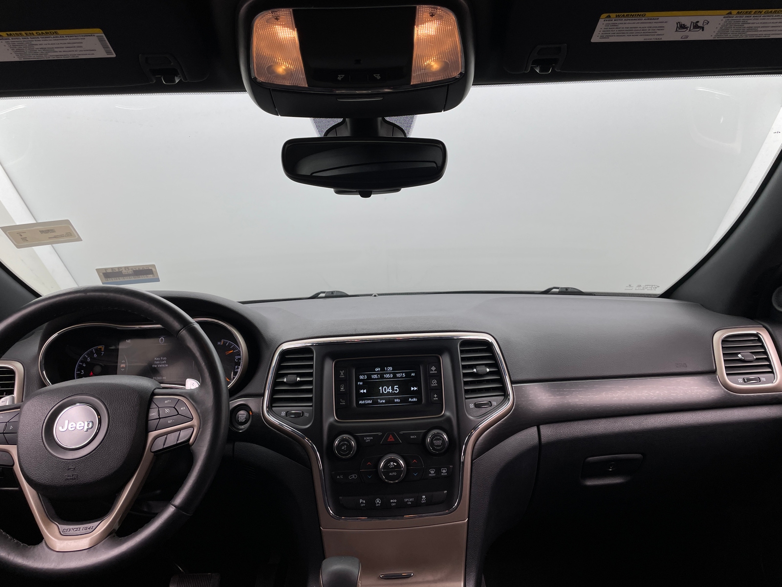 Thumbnail: 2017 Jeep Grand Cherokee - 3