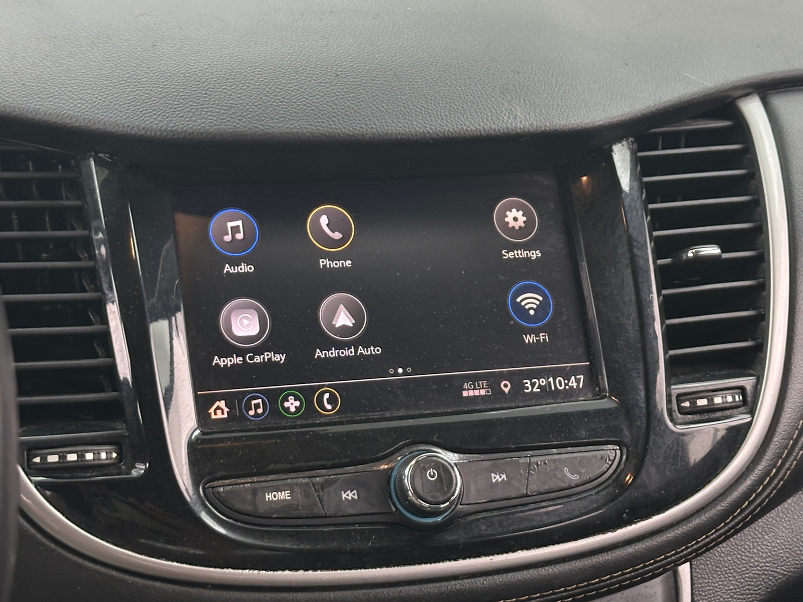 Thumbnail: 2020 Chevrolet Trax - 4