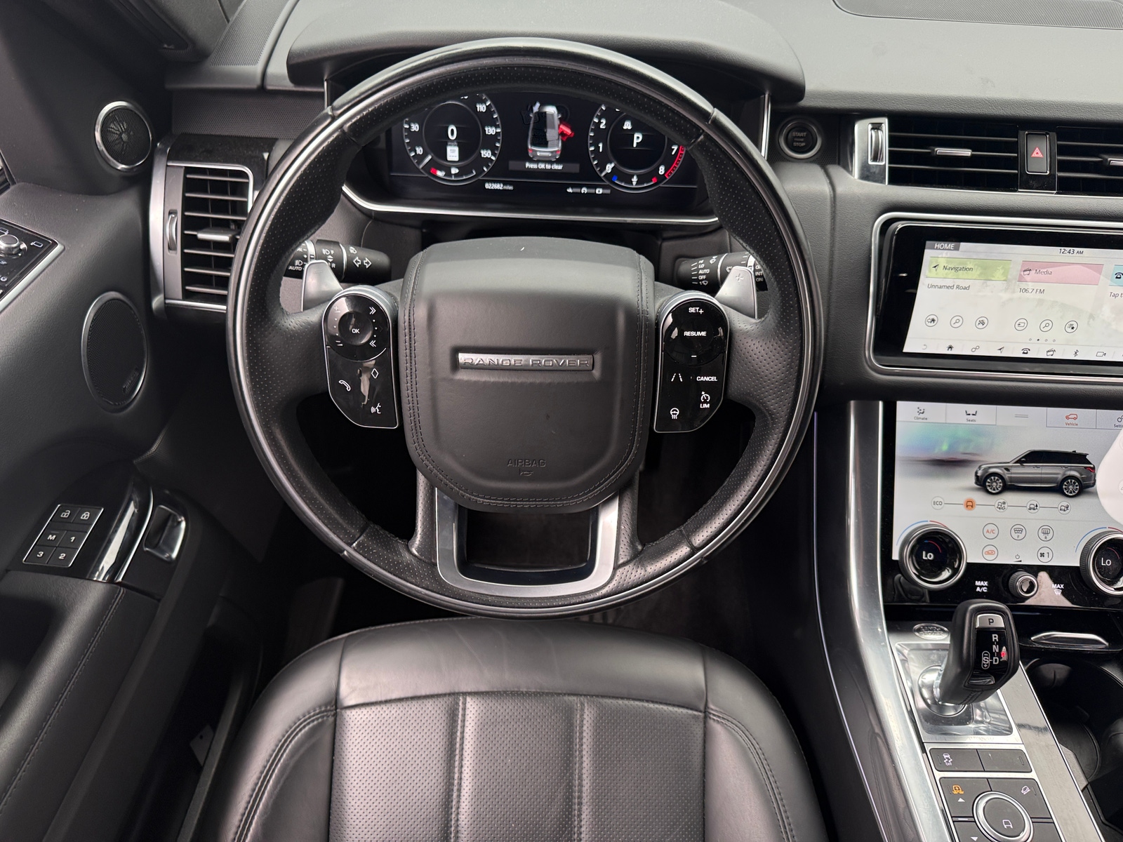 Thumbnail: 2022 Land Rover Range Rover Sport - 4