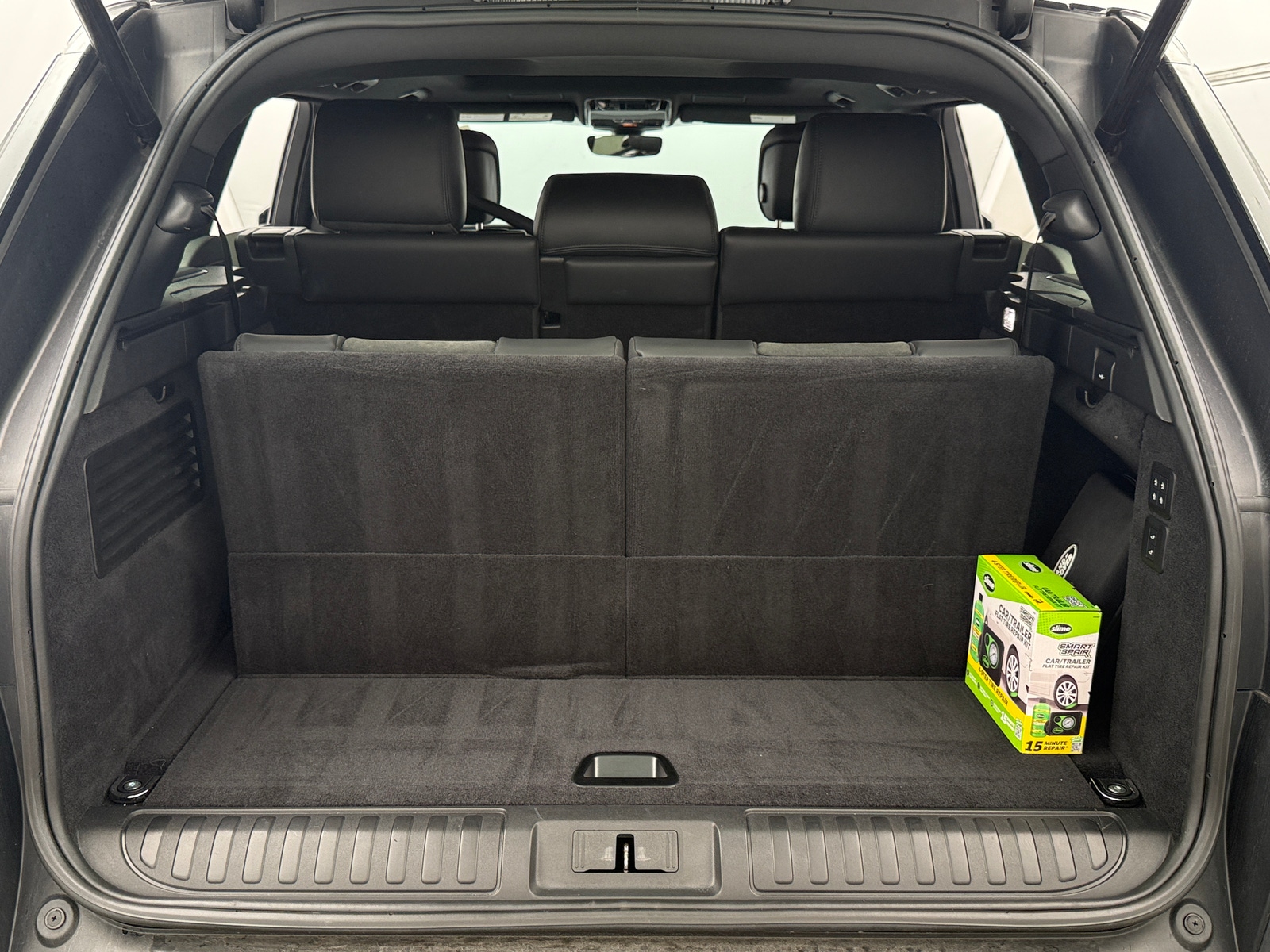 Thumbnail: 2022 Land Rover Range Rover Sport - 6