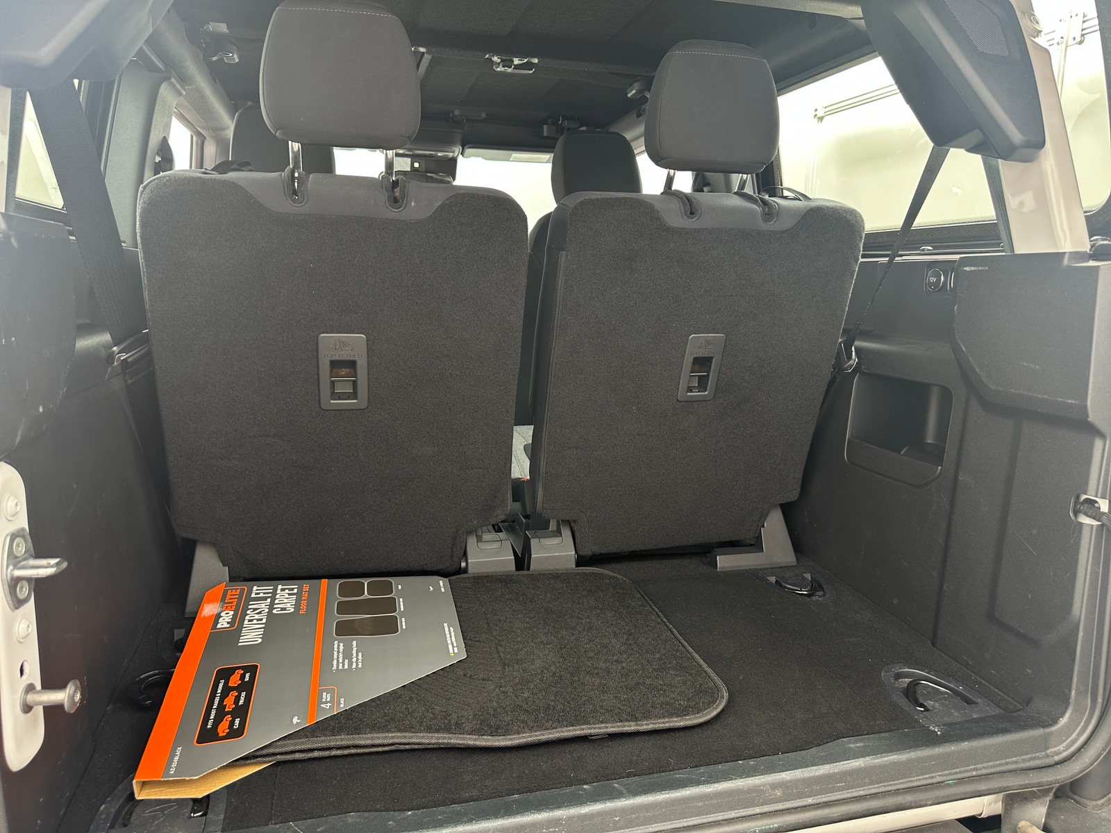 Thumbnail: 2021 Ford Bronco - 7