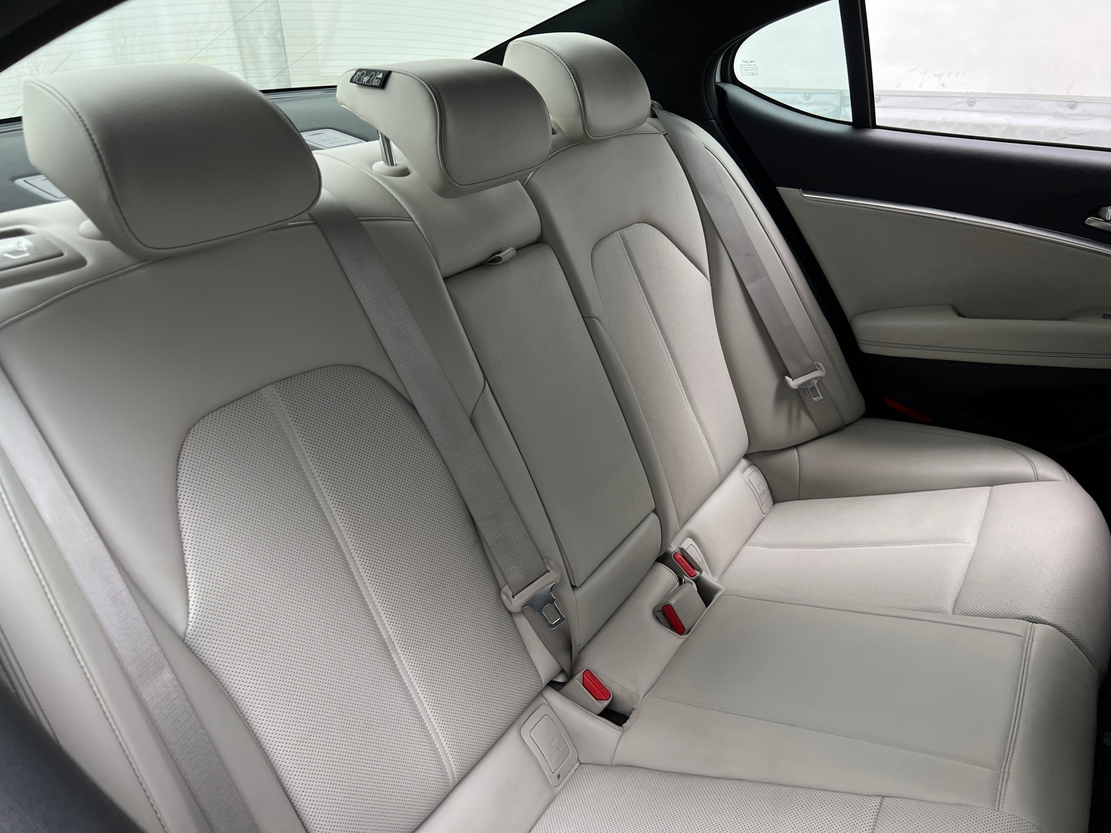 Thumbnail: 2025 Genesis G70 - 5